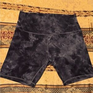 Lululemon Marble Dye Align Short Size 12